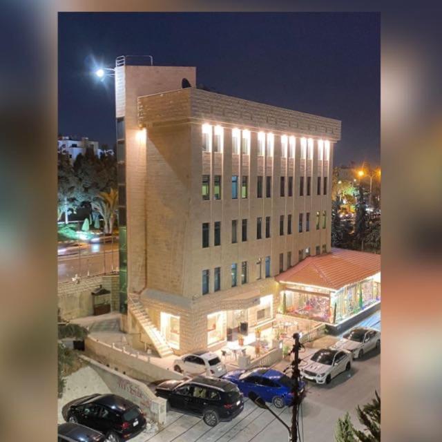Rozana Hotel Amman Exterior photo